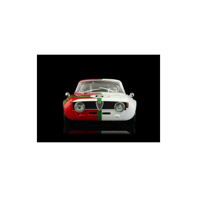 Alfa Romeo GTA Green Valley.